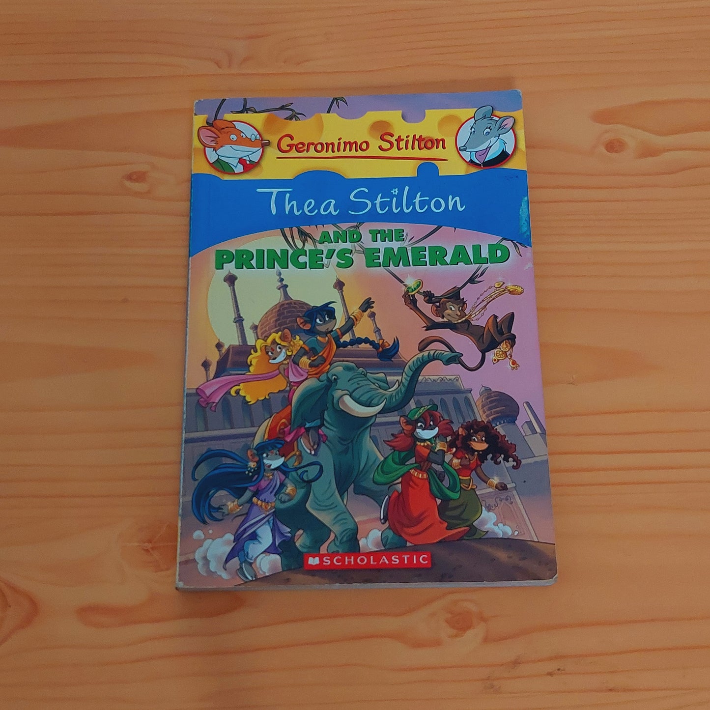 Thea Stilton and the Prince's Emerald