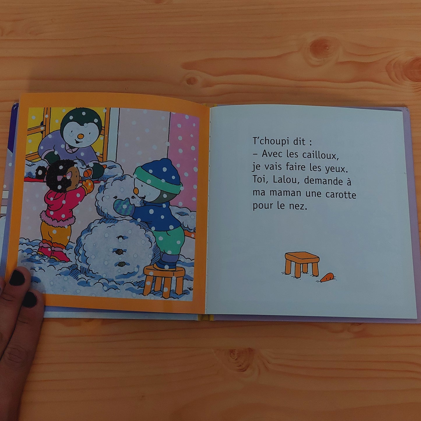T Choupi Fait un Bonhomme Neige