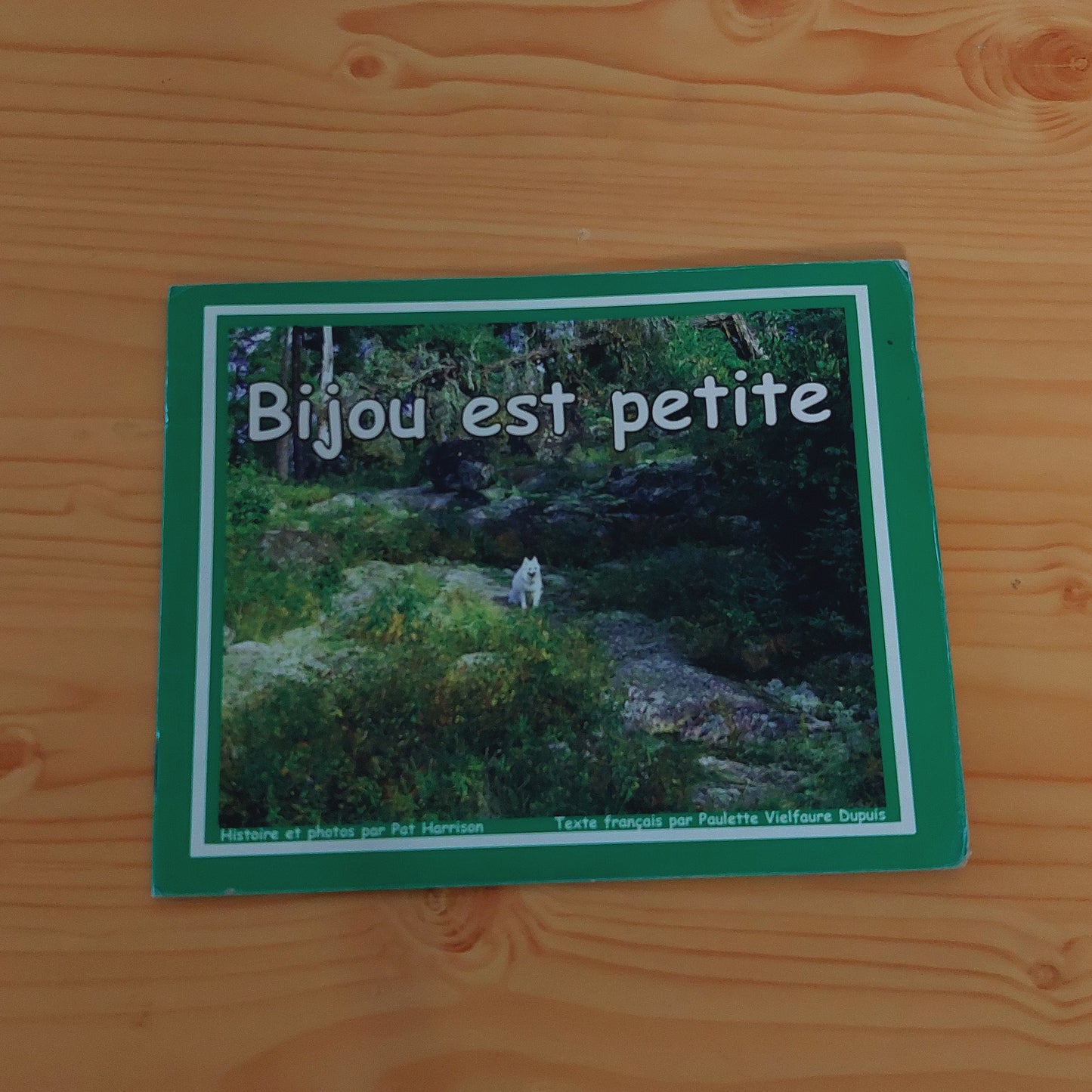 Bijou est petite
