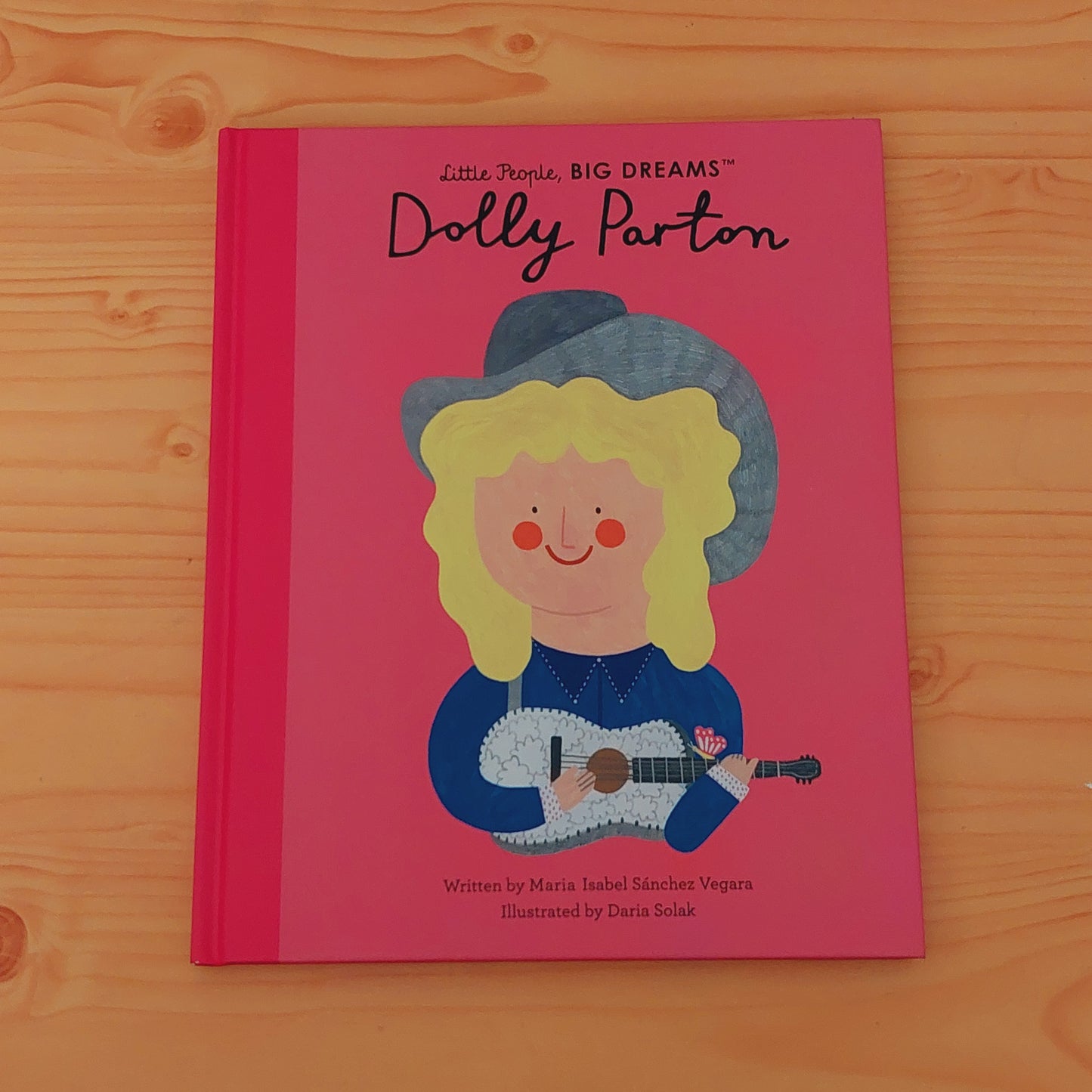 Dolly Parton - Little People, Big Dreams