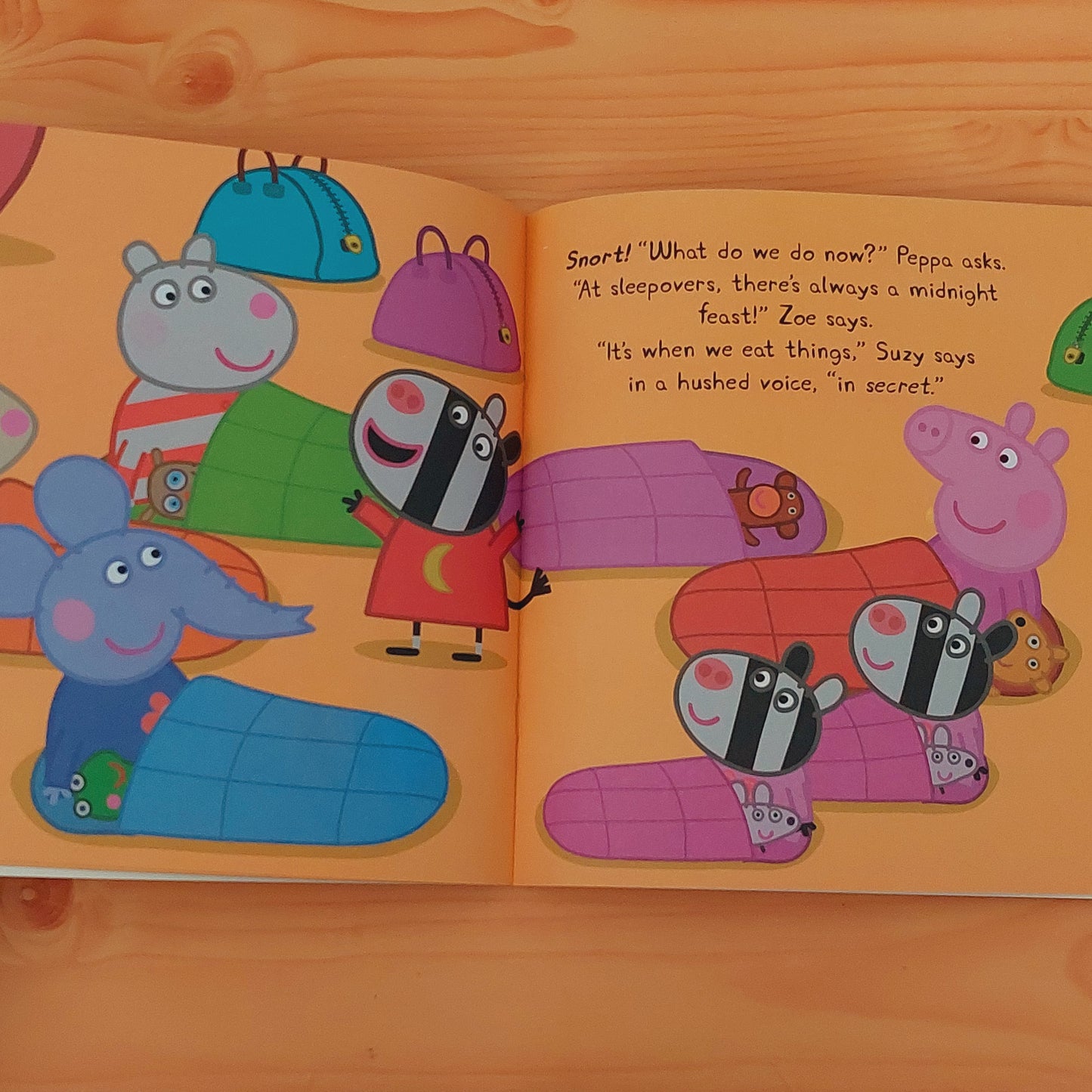 Peppa's First Sleepover - Peppa Pig