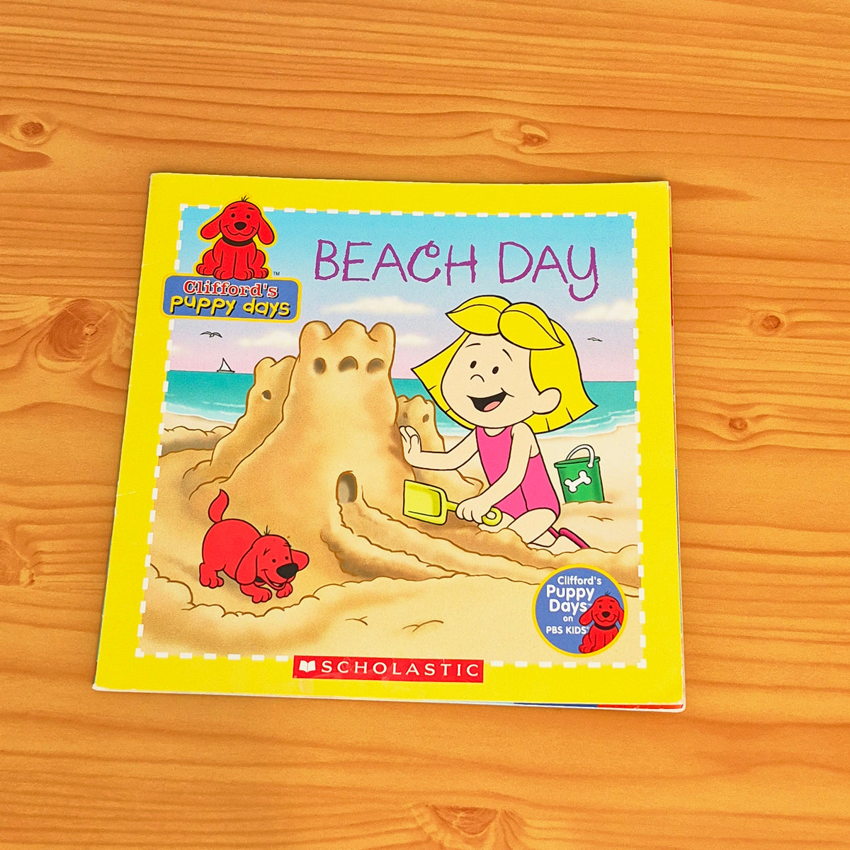 Clifford's Puppy Days - Beach Day