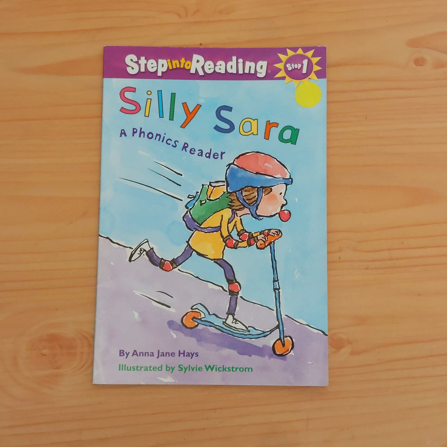 Silly Sara - A Phonics Reader (Step Into Reading: Step 1)