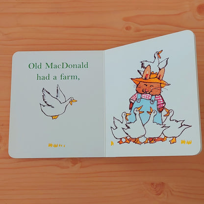 Old MacDonald by Rosemary Wells