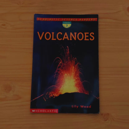 Volcanoes (Scholastic Science Readers: Level 2)