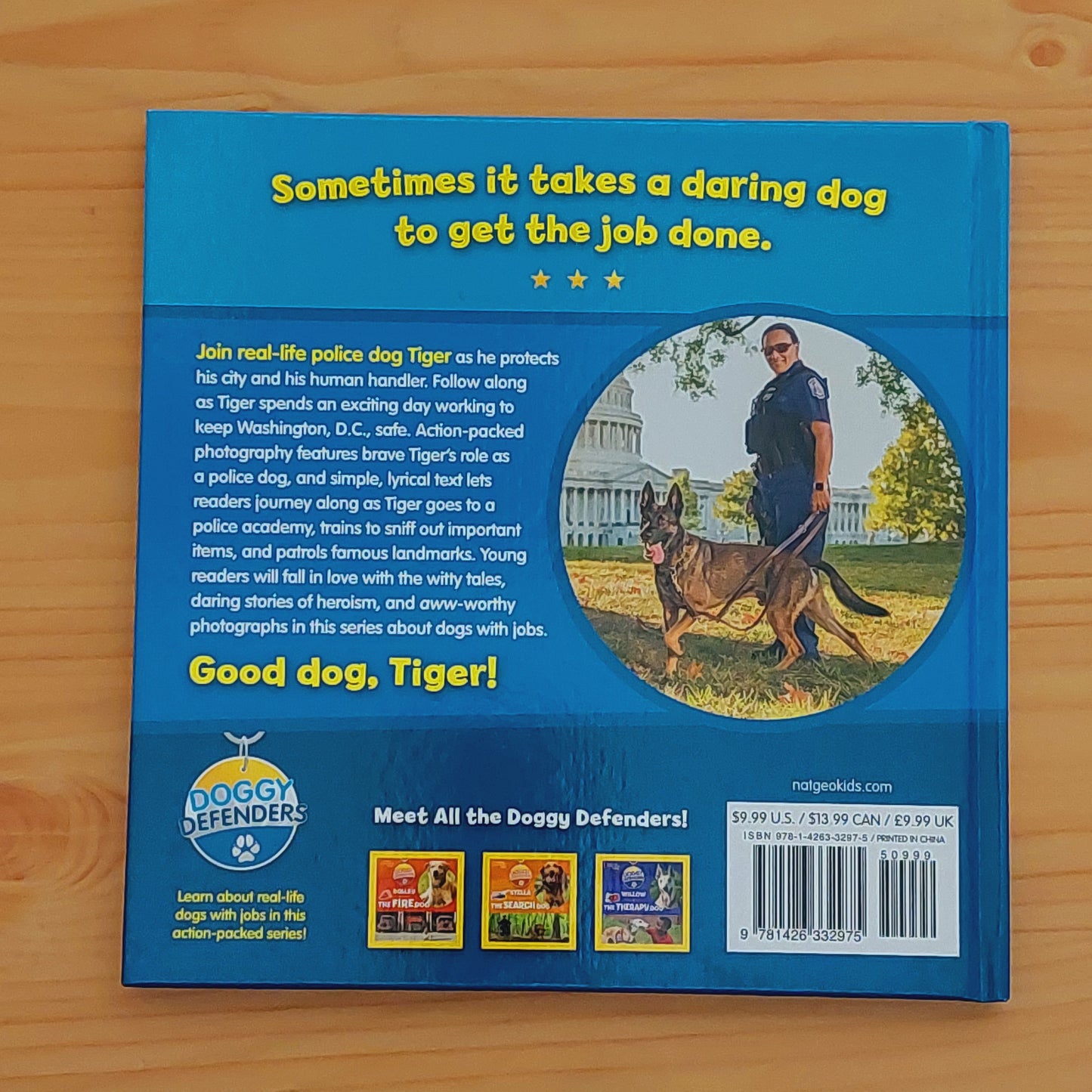 Doggy Defenders: Tiger the Police Dog - National Geographic Kids