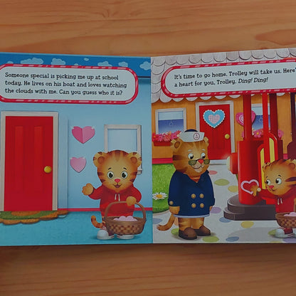 Daniel Tiger's Neighbourhood - Happy Love Day, Daniel Tiger! (Lift the Flaps)