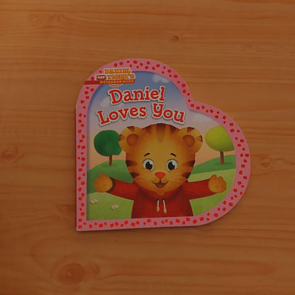 Daniel Tiger's Neighbourhood - Daniel Loves You