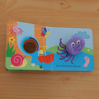 Itsy Bitsy Spider Finger Puppet Book