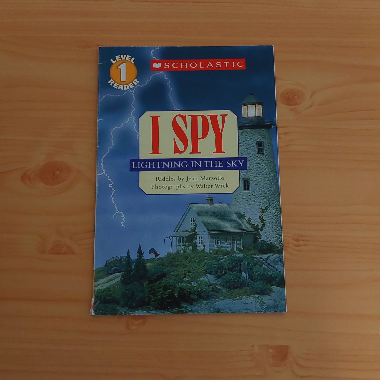 I Spy Lightning in the Sky  (Early Reader: Level 1)