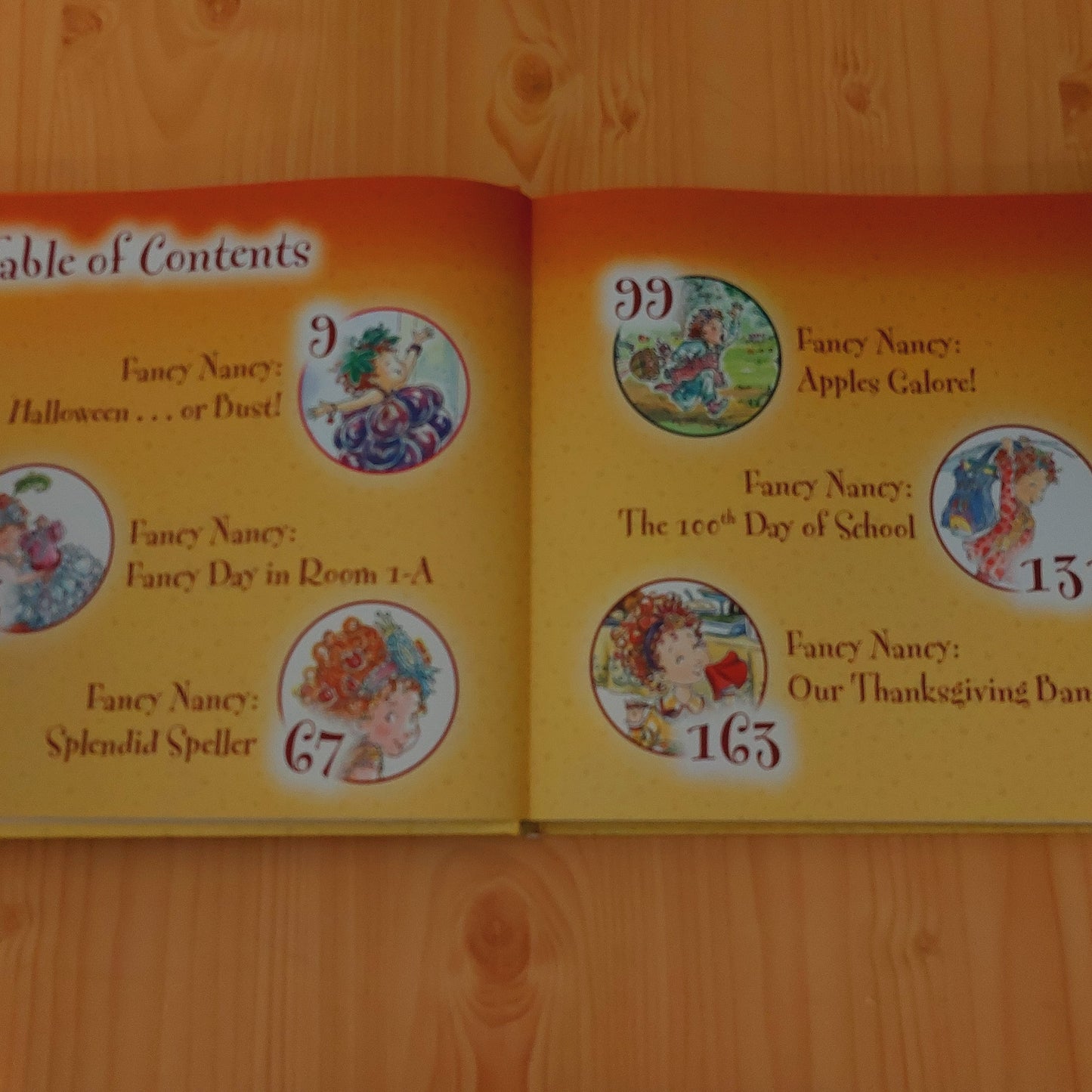 Fancy Nancy's Fabulous Fall Storybook Collection