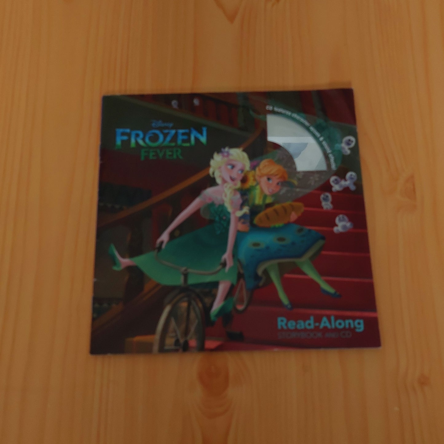 Frozen: Fever (Read-Along Storybook and Cd)