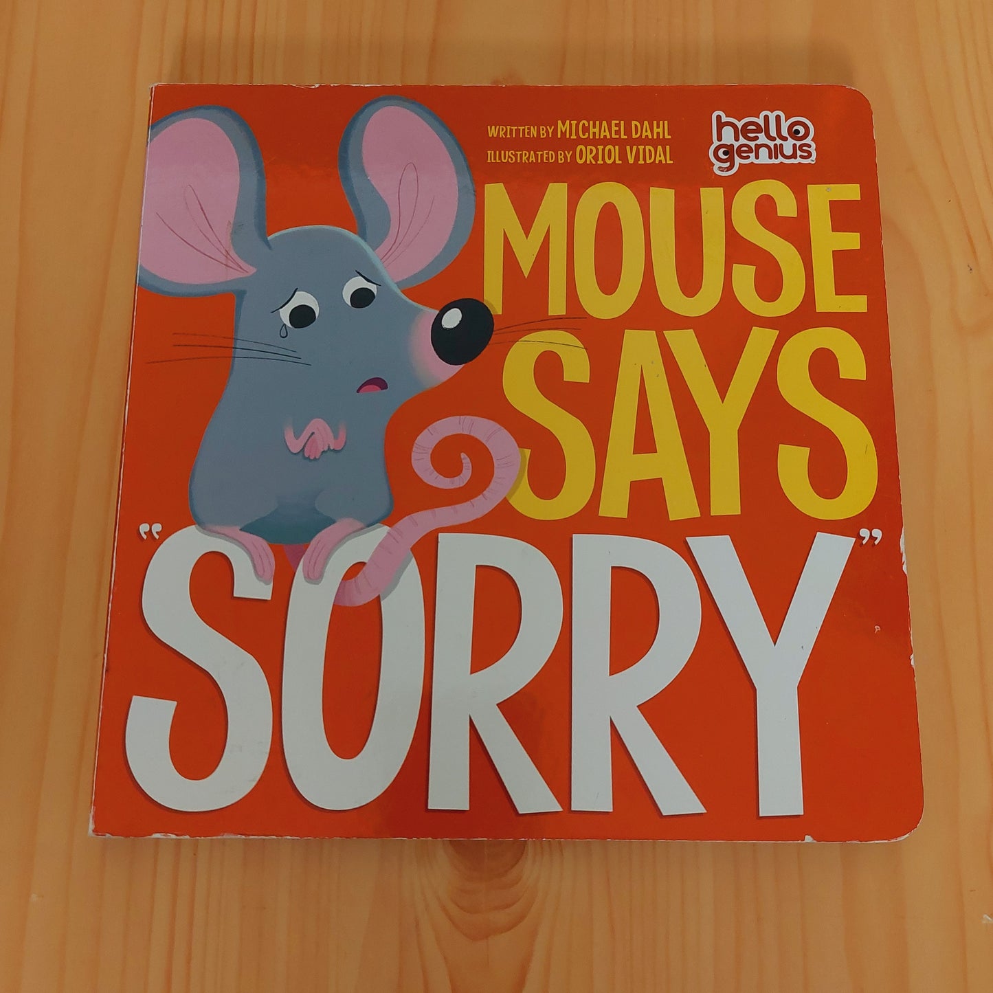 Mouse Says "Sorry"