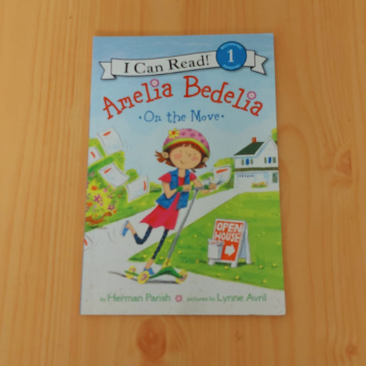 Amelia Bedelia on the Move (Level 1)