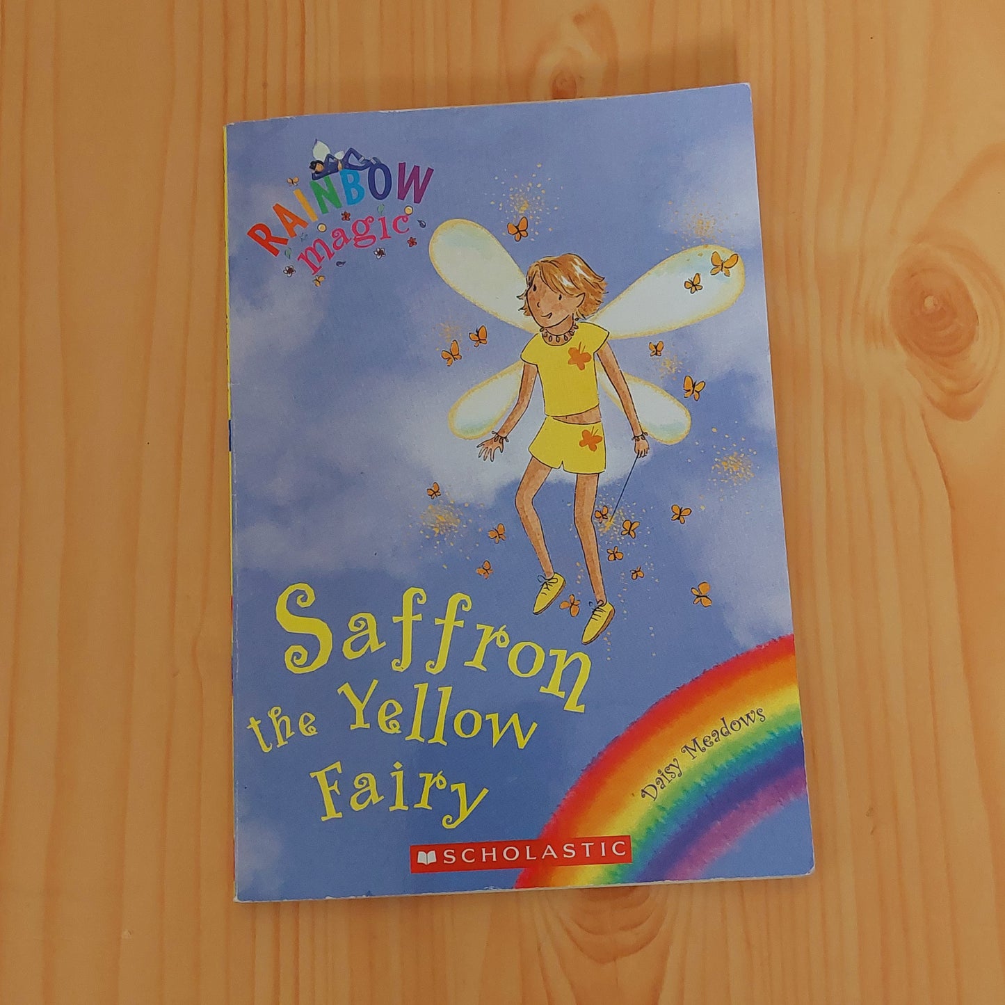 Rainbow Magic: Saffron the Yellow Fairy