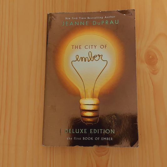 The City of Ember (Deluxe Edition)