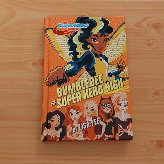 Bumblebee at Super Hero High (Dc Super Hero Girls)