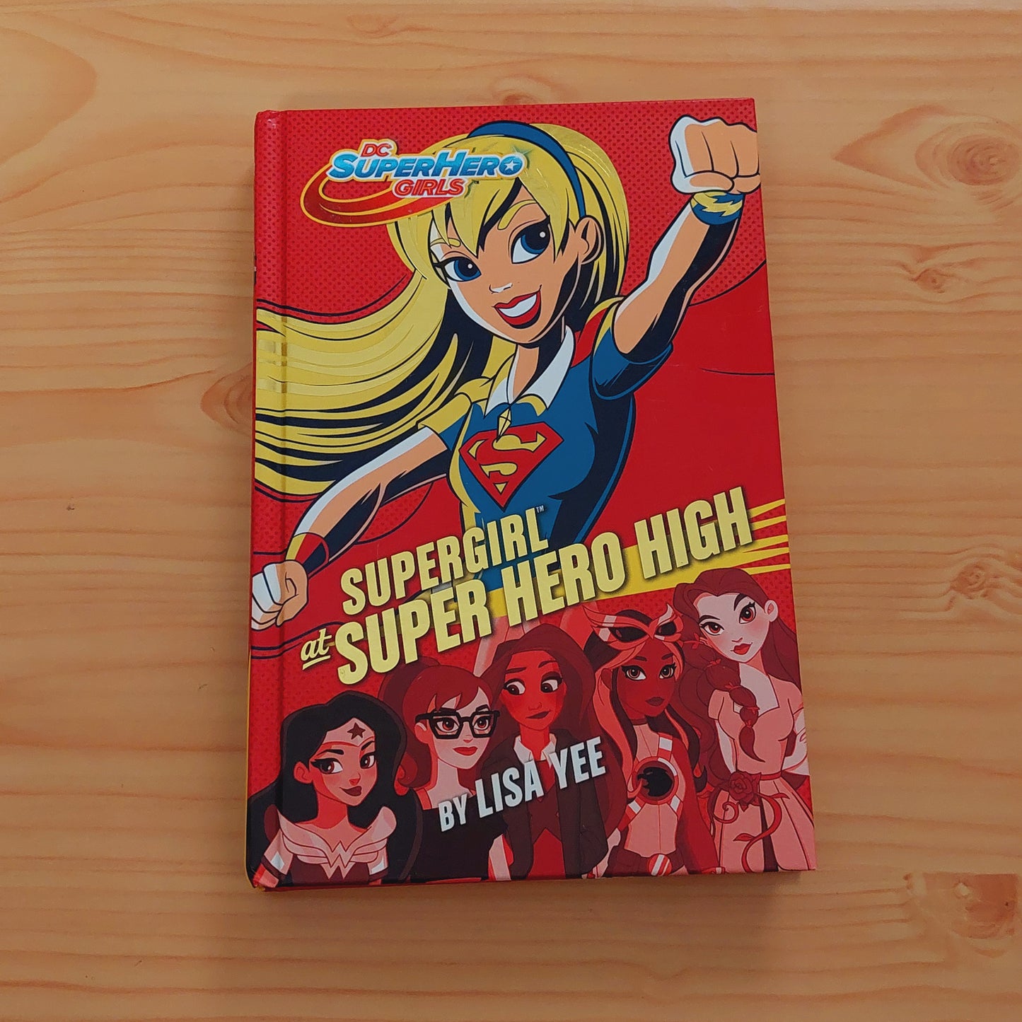 Supergirl at Super Hero High (Dc Super Hero Girls)