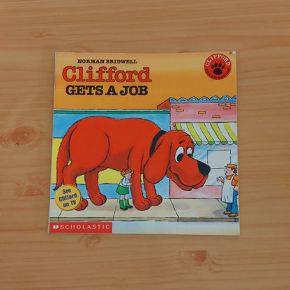 Clifford Gets a Job