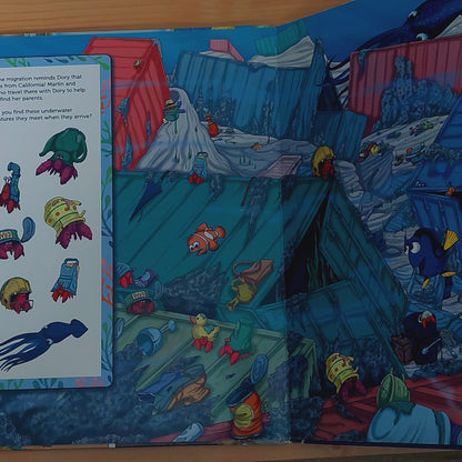 Finding Dory (Look and Find)