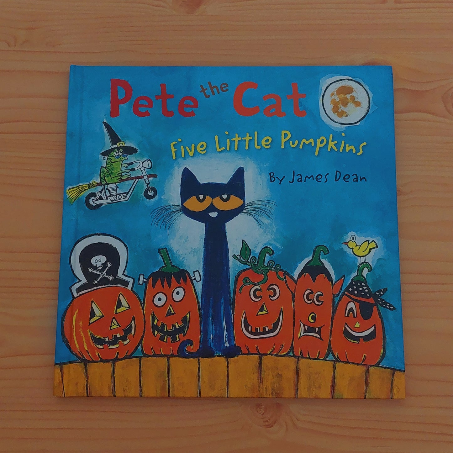 Pete the Cat: Five Little Pumpkins