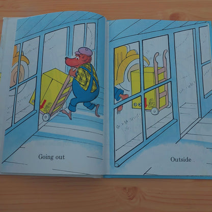 Inside, Outside, Upside Down (Berenstain Bears)