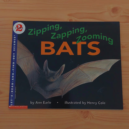 Bats (Let's Read and Find Out Science: Level 2)