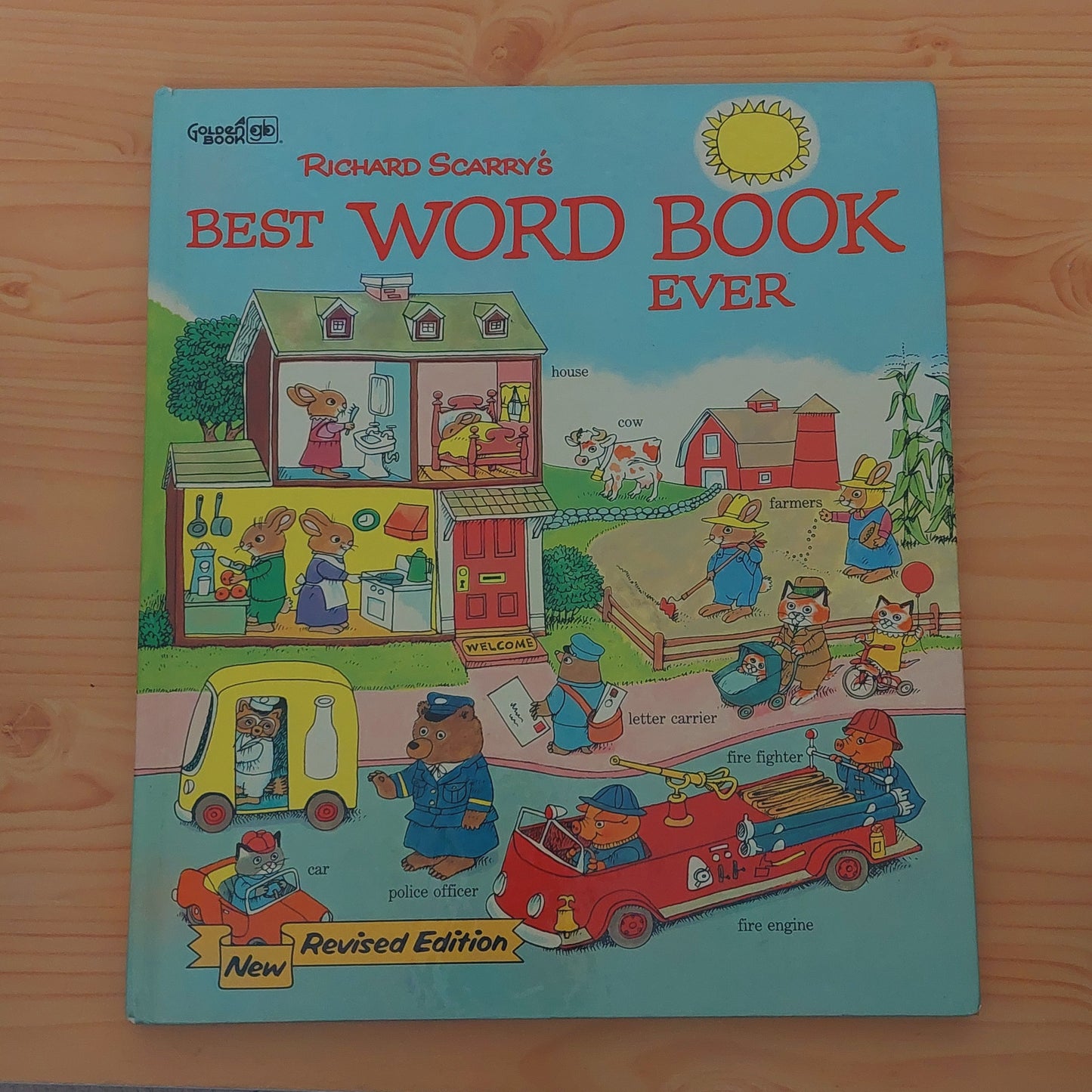 Best Word Book Ever by Richard Scarry