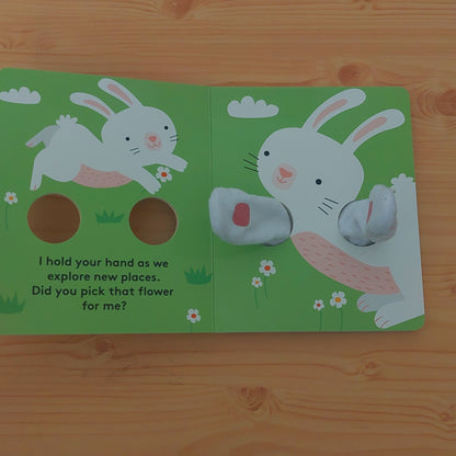 Hug Me Little Bunny: Finger Puppet Book