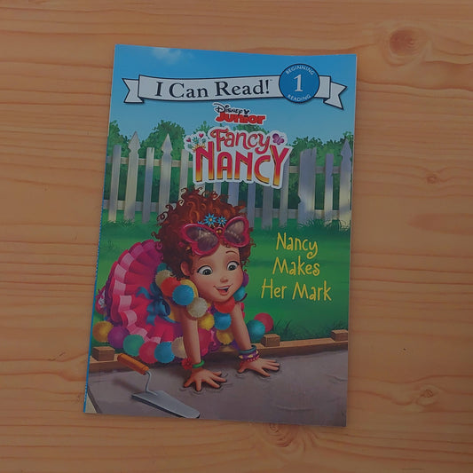 Disney Junior Fancy Nancy: Nancy Makes Her Mark