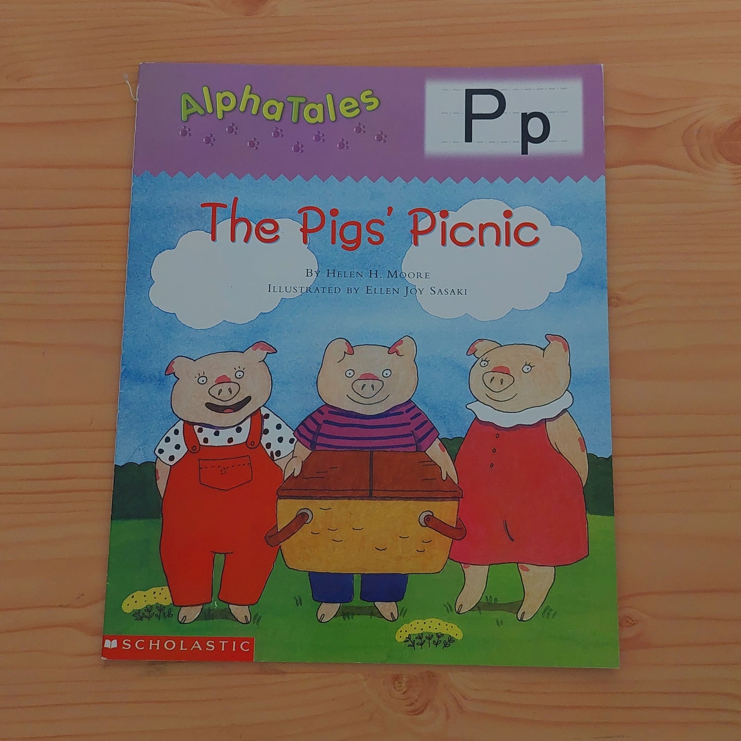 The Pig's Picnic: AlphaTales - Pp