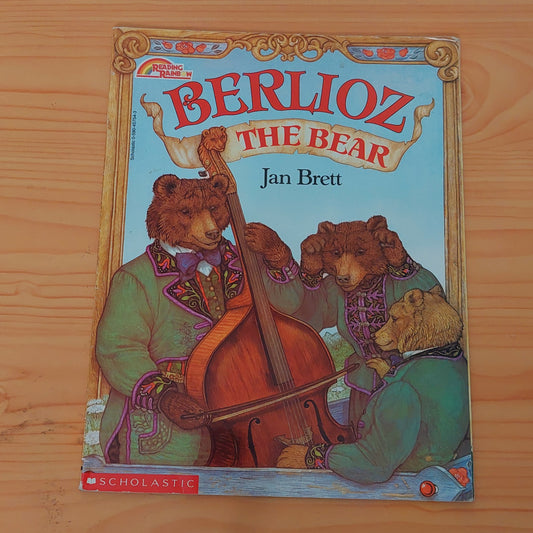 Berlioz the Bear by Jan Brett