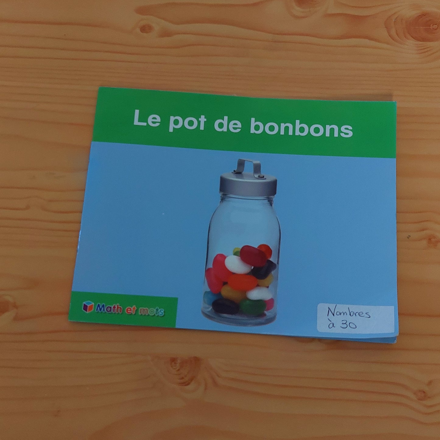 Le pot de bonbons