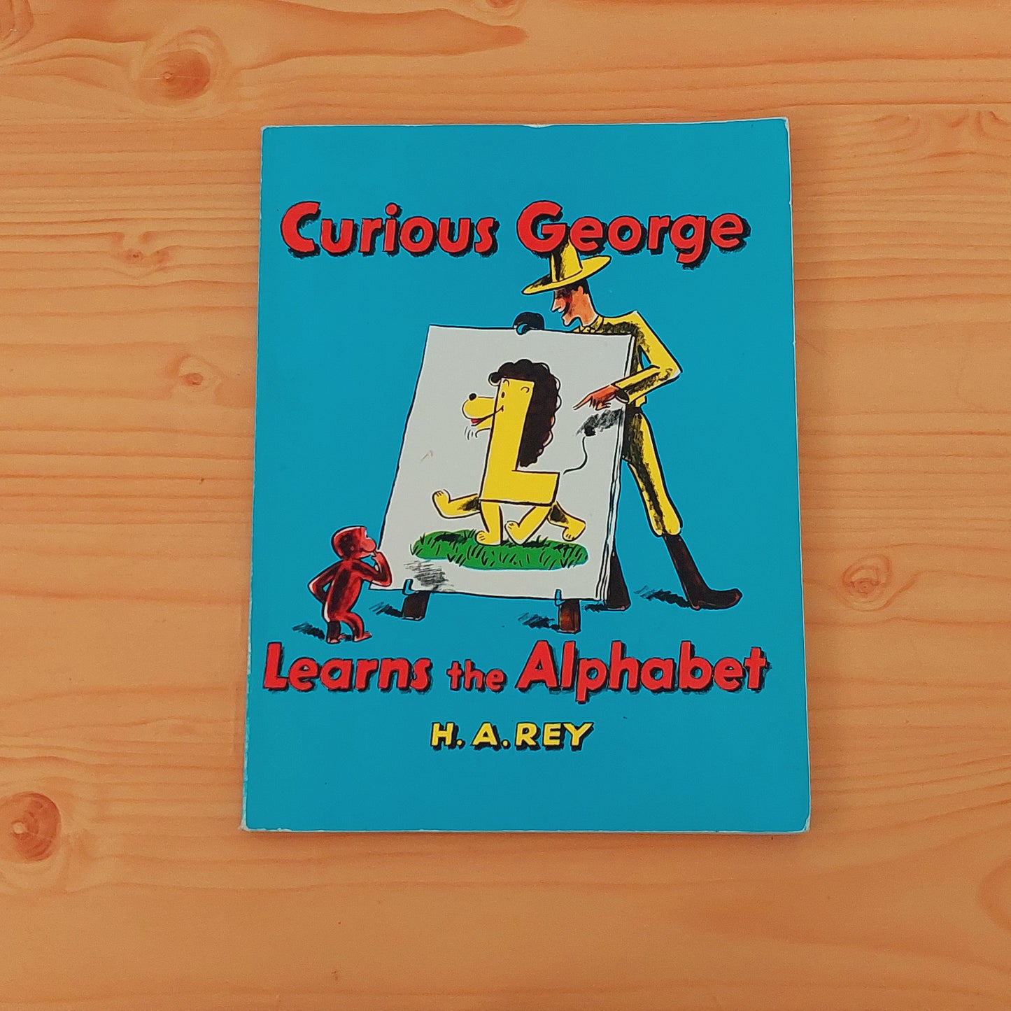 Curious George Learns the Alphabet