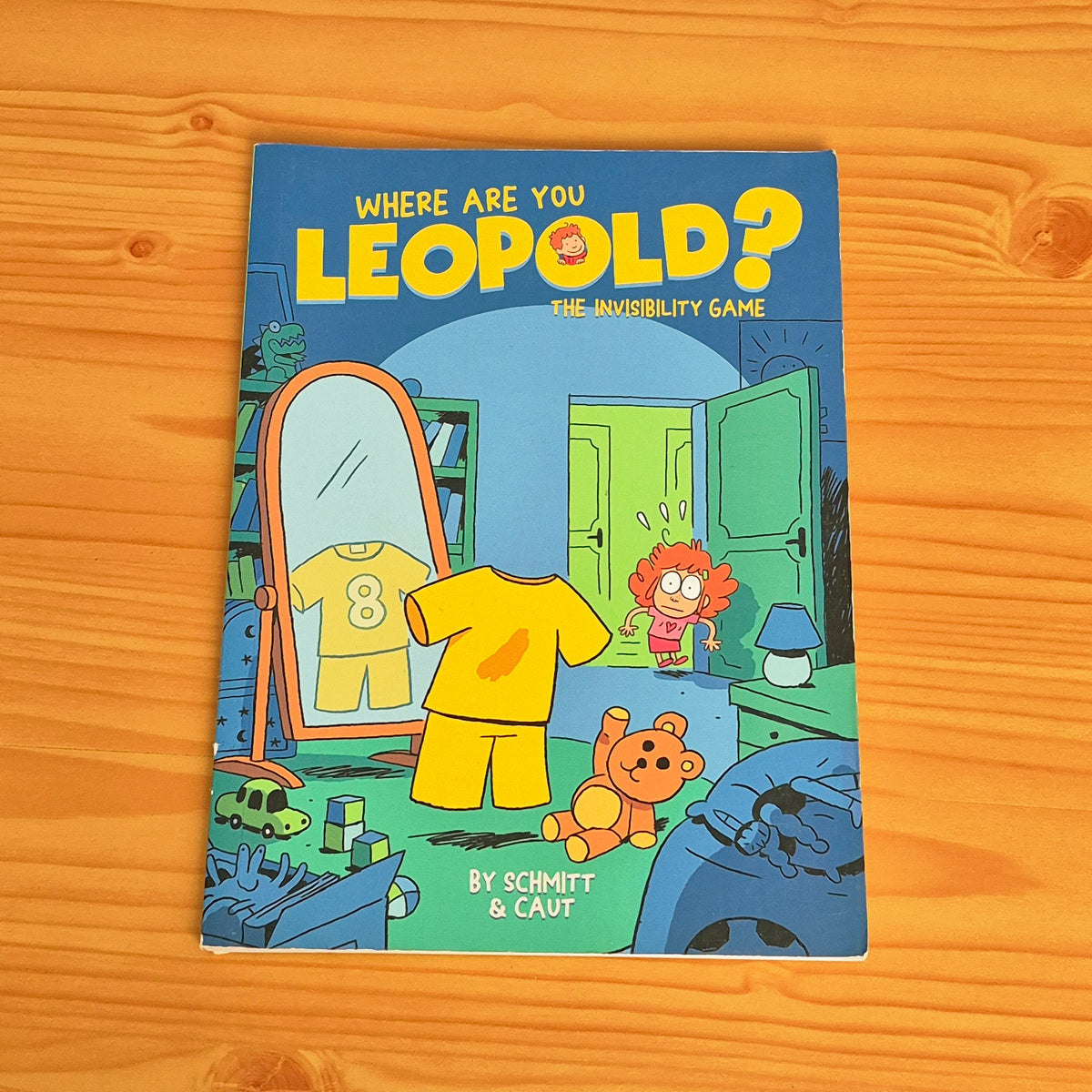 Where Are You Leopold? The Invisibility Game