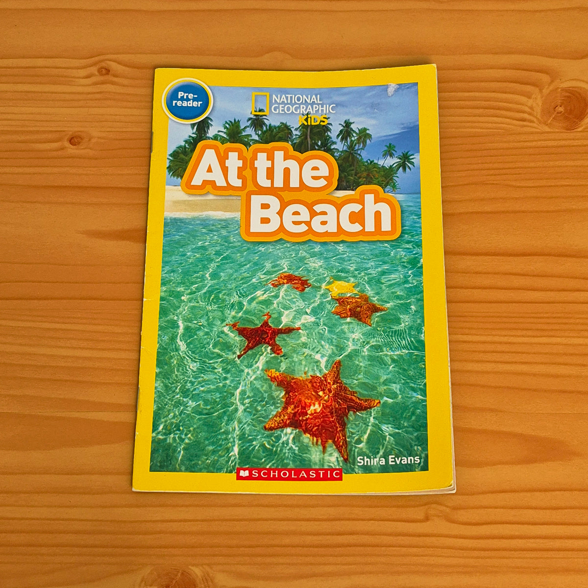 At the Beach - National Geographic Kids (Pre-Reader)