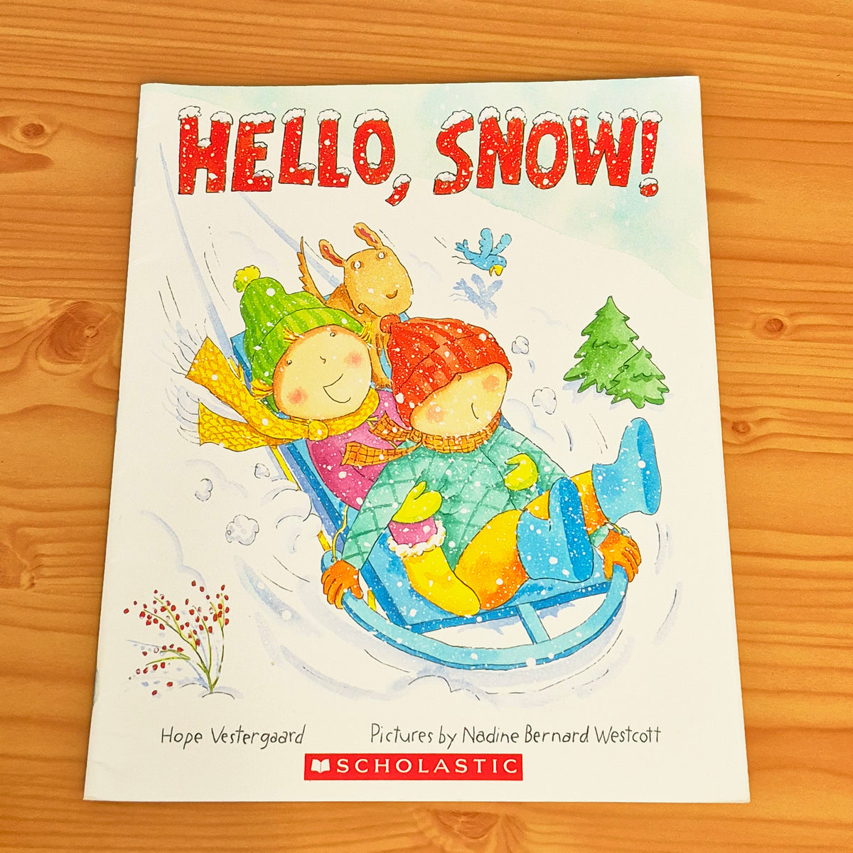 Hello, Snow! (Book with CD)