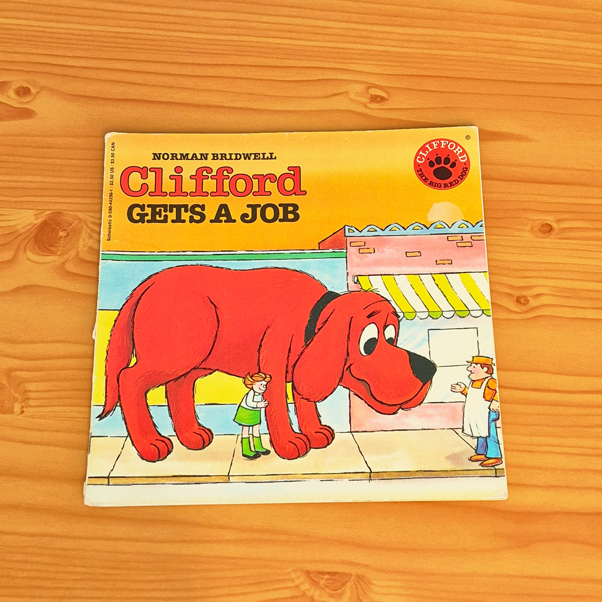 Clifford Gets a Job