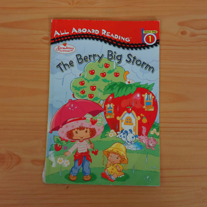 All Aboard Reading: Level 1 - Strawberry Shortcake: The Berry Big Storm