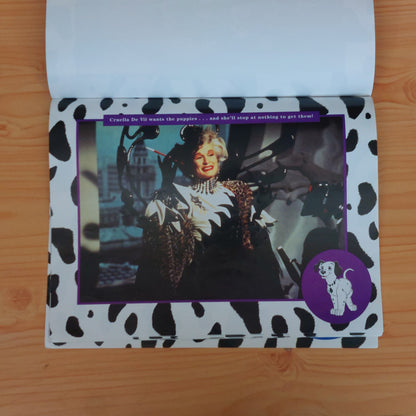 101 Dalmatians - Pull-Out Poster Book