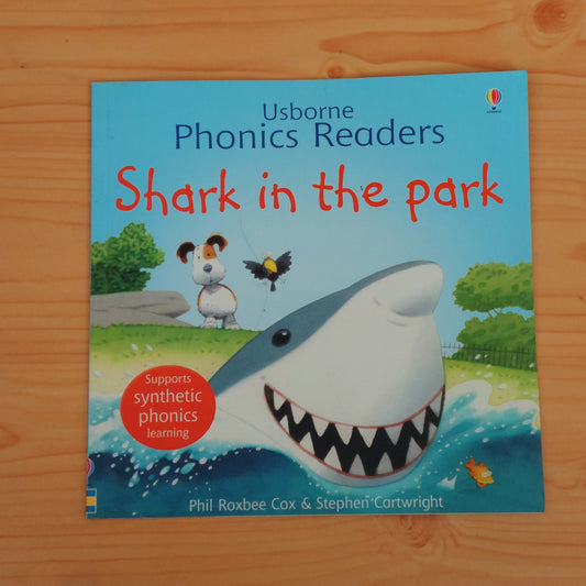 Usborne Phonics Readers - Shark in the Park